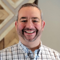 Pastor Dylan Valliere